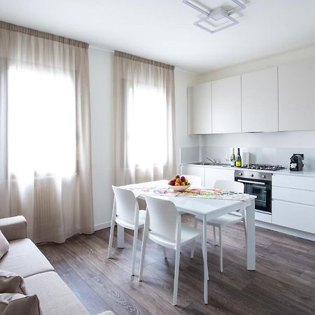 Borgo Verticale Luxury Apartments Feltre Eksteriør bilde