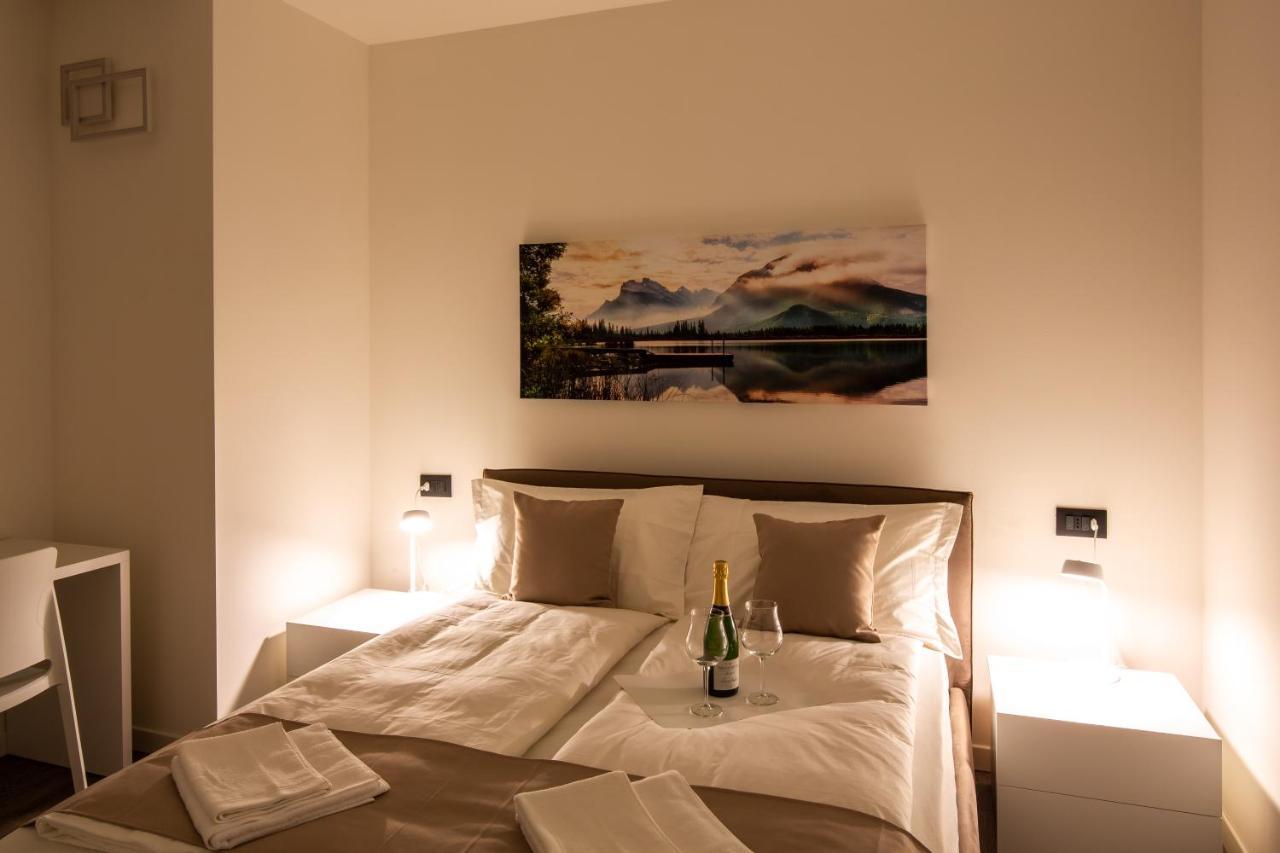 Borgo Verticale Luxury Apartments Feltre Eksteriør bilde