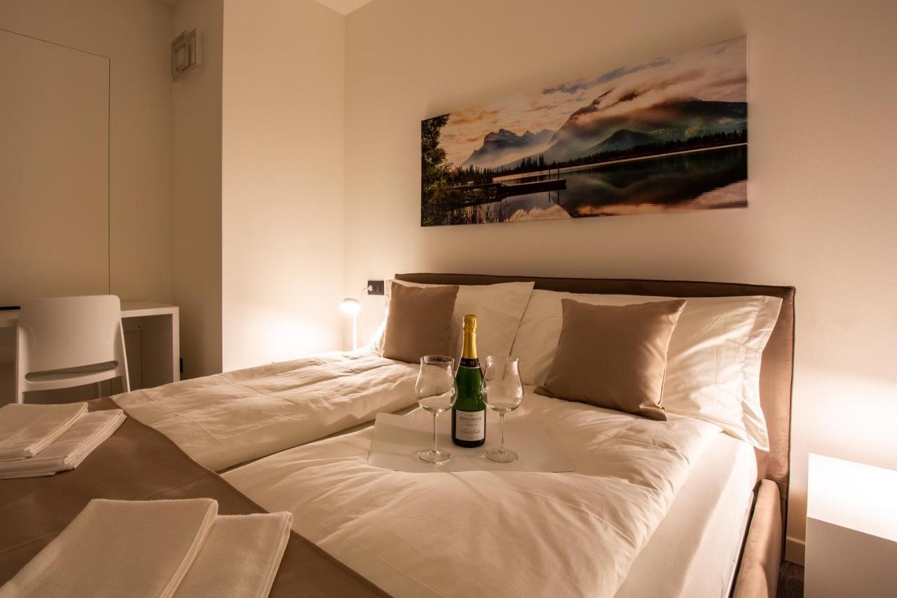 Borgo Verticale Luxury Apartments Feltre Eksteriør bilde