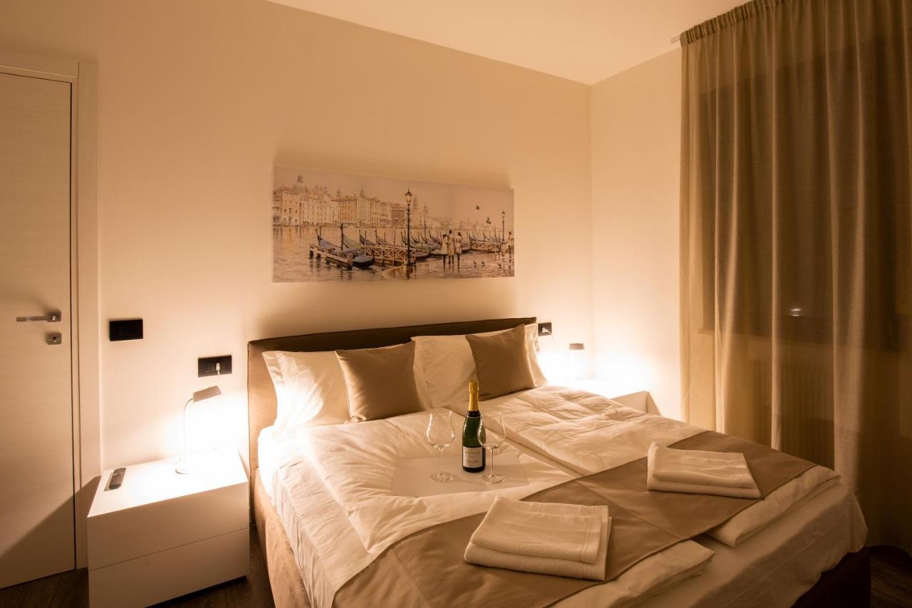 Borgo Verticale Luxury Apartments Feltre Eksteriør bilde