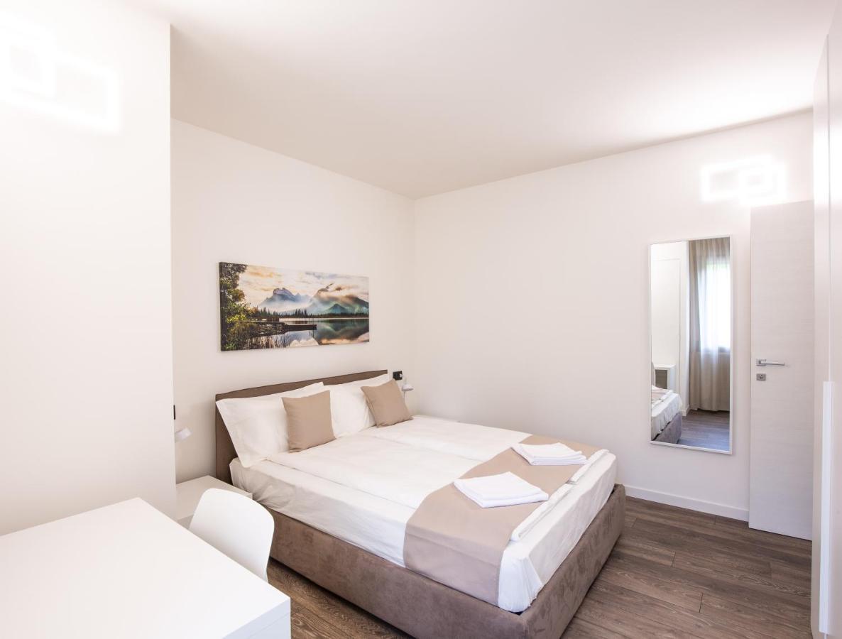 Borgo Verticale Luxury Apartments Feltre Eksteriør bilde
